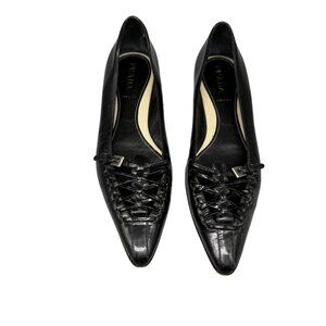 Prada Women's Flats Sz 39/US 8.5 Black Patent Leather Pointed Toe Criss-Cross